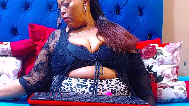 ebonycandy10 online show from October 1, 2025, 6:18 am