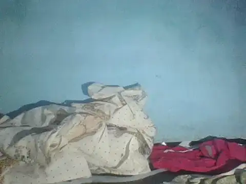 Snapshot of Naivegirrl chatting on March 18, 2025, 10:48 pm Naivegirrl online show from March 18, 2025, 10:48 pm