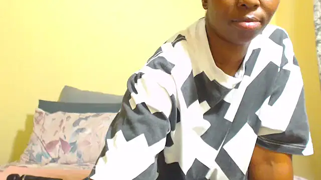 Snapshot of Kadibabe chatting on February 20, 2026, 10:12 pm Kadibabe online show from February 20, 2026, 10:12 pm