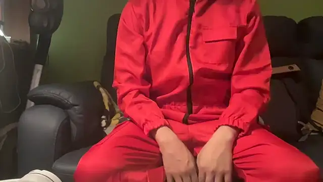 Snapshot of taka32204 chatting on September 18, 2025, 4:32 pm taka32204 online show from September 18, 2025, 4:32 pm