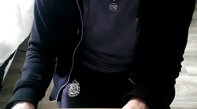 Snapshot of solca4 chatting on February 25, 2025, 9:20 am solca4 online show from February 25, 2025, 9:20 am