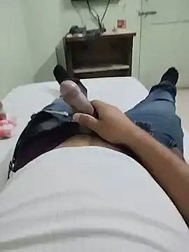 Snapshot of DADDY69SS chatting on February 21, 2026, 11:45 am DADDY69SS online show from February 21, 2026, 11:45 am