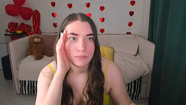 pussyhome2407 online show from February 25, 2025, 10:42 pm