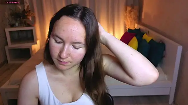 Little doll meow online show from September 20, 2025, 3:00 am