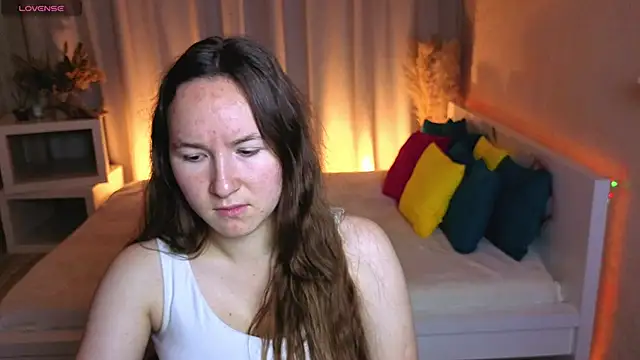 Little doll meow online show from September 25, 2025, 2:50 am