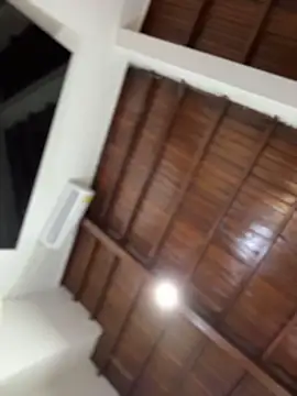 emiss  online show from December 20, 2025, 6:33 pm