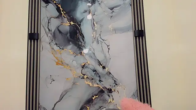 Rubi 30 online show from March 7, 2026, 1:27 pm