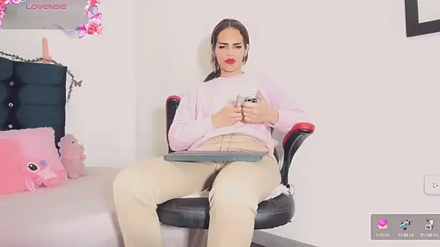 Rubi 30 online show from March 5, 2025, 3:08 am