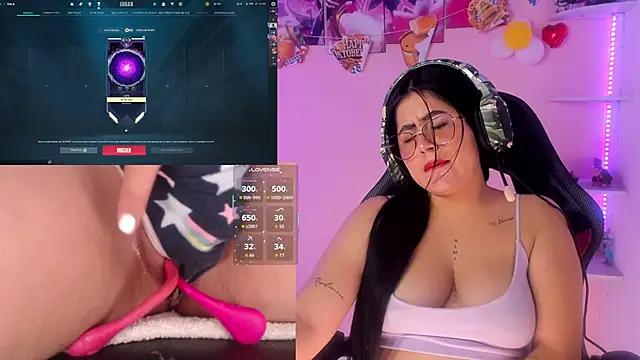 Snapshot of DanielaHang chatting on October 11, 2025, 1:56 pm DanielaHang online show from October 11, 2025, 1:56 pm