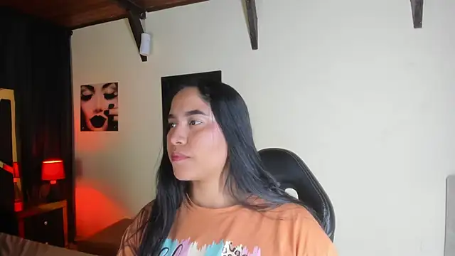 EmiliWilliams online show from October 12, 2025, 12:01 am