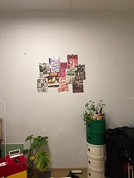 Eric246 online show from April 1, 2026, 1:41 pm