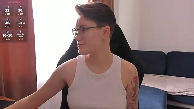 JessieFlower online show from April 11, 2026, 8:07 am