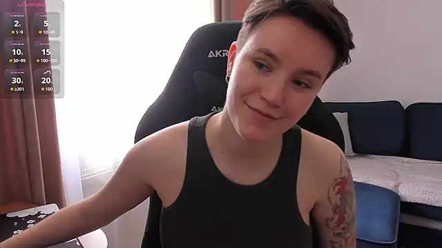 JessieFlower online show from June 3, 2026, 7:42 am