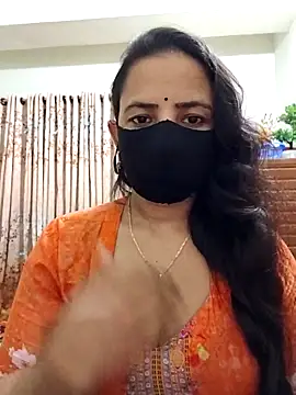 Payel-Sen online show from November 3, 2025, 8:45 pm