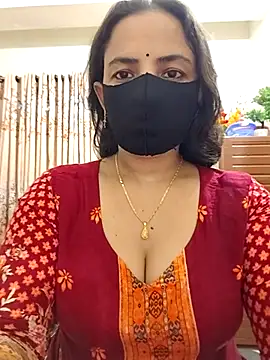 Payel-Sen online show from November 5, 2025, 6:11 pm