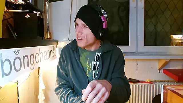 BongChannel online show from January 25, 2025, 1:10 am