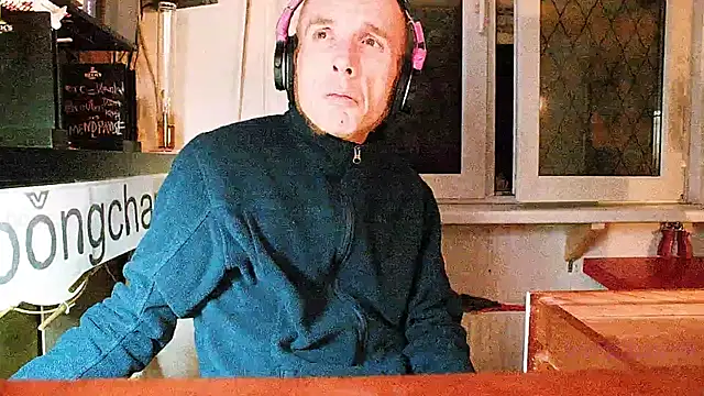 BongChannel online show from January 26, 2025, 12:37 am