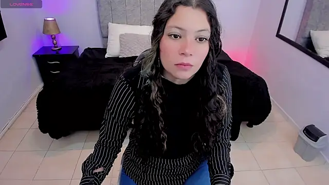 Lana stone  online show from March 11, 2025, 7:46 am