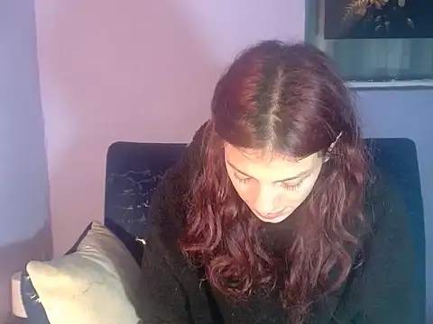 Snapshot of Emma-Wilson chatting on July 22, 2026, 10:56 pm Emma-Wilson online show from July 22, 2026, 10:56 pm