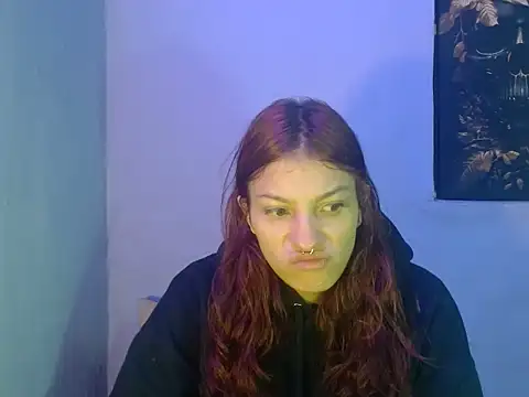 Snapshot of Emma-Wilson chatting on July 14, 2026, 1:16 am Emma-Wilson online show from July 14, 2026, 1:16 am