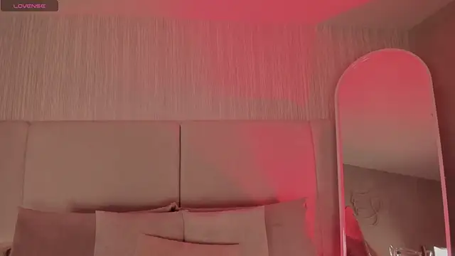 MALENA-ANGEL online show from December 16, 2025, 8:35 pm