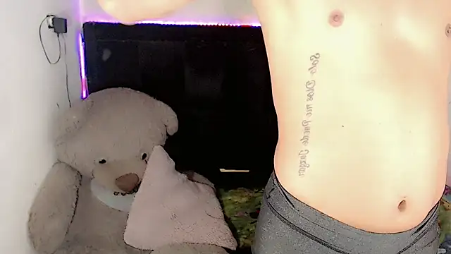 Michell Queen online show from March 11, 2026, 5:34 am