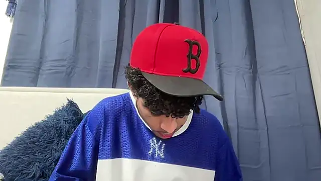 dominic brandd23 online show from December 19, 2025, 2:19 pm