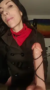 freyamoret online show from December 20, 2025, 4:59 am