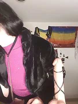 freyamoret online show from April 6, 2026, 2:51 am