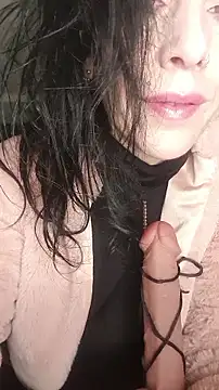 Snapshot of freyamoret chatting on February 3, 2026, 5:05 am freyamoret online show from February 3, 2026, 5:05 am