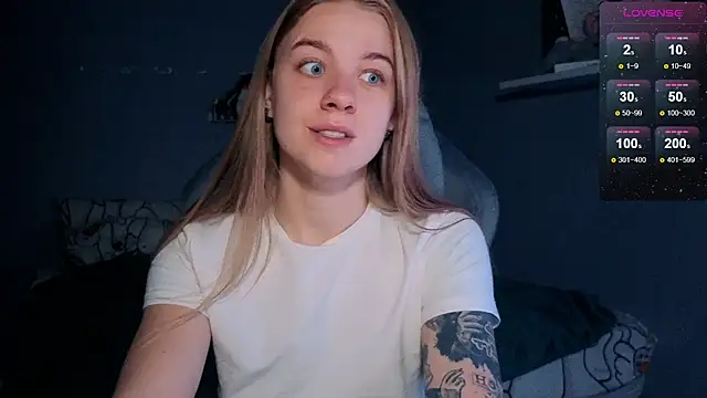 candy maggie online show from October 28, 2025, 6:18 pm