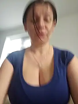 Snapshot of KristenVega chatting on February 7, 2025, 8:55 am KristenVega online show from February 7, 2025, 8:55 am