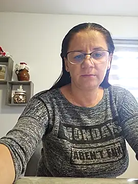 Snapshot of KristenVega chatting on September 26, 2025, 12:01 pm KristenVega online show from September 26, 2025, 12:01 pm