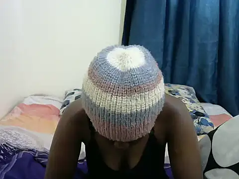 Snapshot of Kariselle- chatting on March 16, 2025, 7:48 am Kariselle- online show from March 16, 2025, 7:48 am