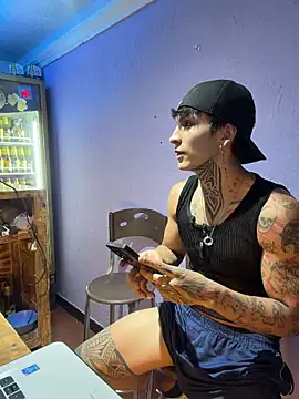 Snapshot of _Tomy08calderon chatting on February 6, 2026, 12:06 am Tomy08calderon online show from February 6, 2026, 12:06 am