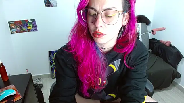 Snapshot of natasha_laulau chatting on April 17, 2026, 2:25 am natasha laulau online show from April 17, 2026, 2:25 am