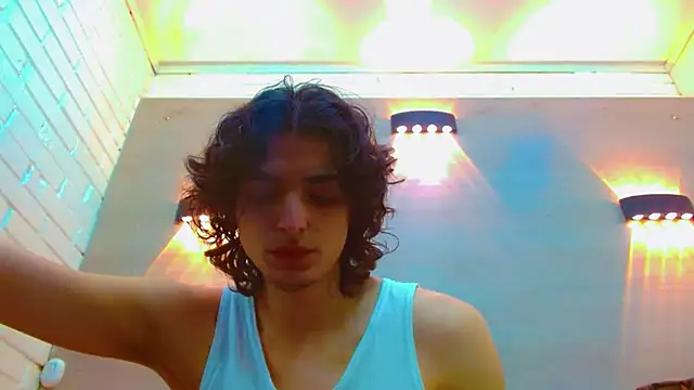 Sr BonnyEthan online show from November 15, 2025, 2:10 pm