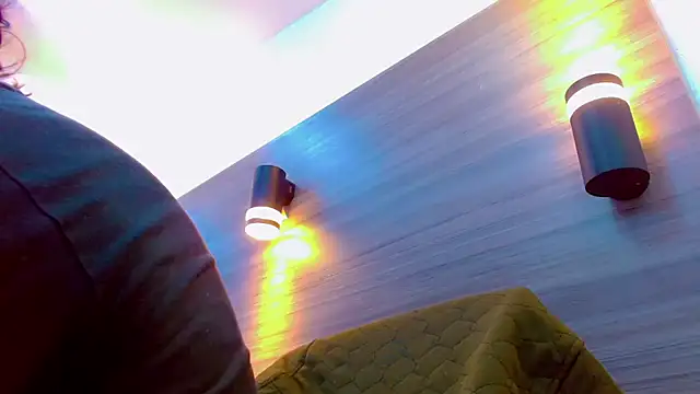 Sr BonnyEthan online show from April 9, 2026, 12:55 pm