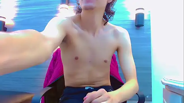 Sr BonnyEthan online show from March 10, 2026, 12:53 pm