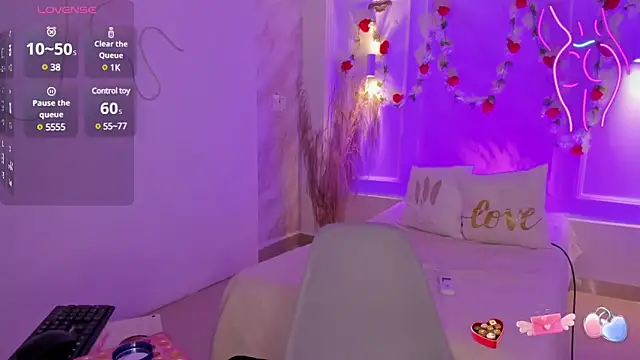 Snapshot of NastassjaCandy chatting on February 22, 2025, 7:14 pm NastassjaCandy online show from February 22, 2025, 7:14 pm