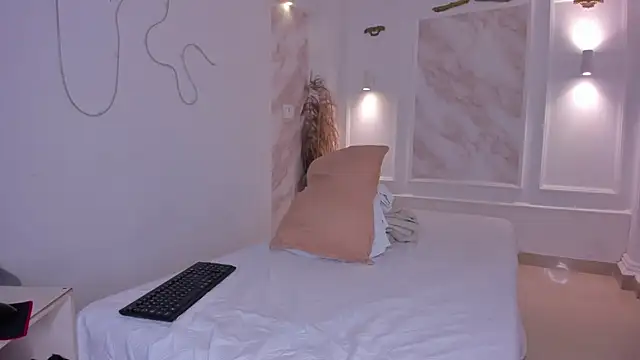 Snapshot of NastassjaCandy chatting on October 22, 2025, 7:02 pm NastassjaCandy online show from October 22, 2025, 7:02 pm