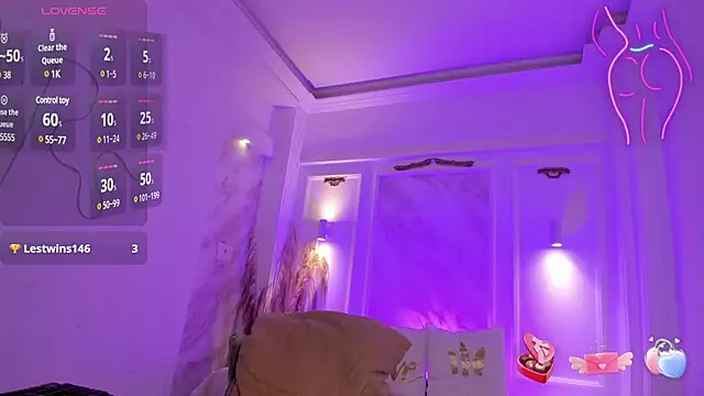 Snapshot of NastassjaCandy chatting on March 5, 2025, 10:21 pm NastassjaCandy online show from March 5, 2025, 10:21 pm