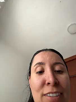 Snapshot of emely_sexx20 chatting on March 31, 2026, 4:53 pm emely sexx20 online show from March 31, 2026, 4:53 pm