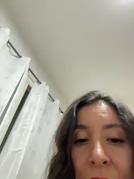 Snapshot of emely_sexx20 chatting on March 13, 2026, 1:54 am emely sexx20 online show from March 13, 2026, 1:54 am