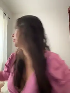 Snapshot of emely_sexx20 chatting on February 15, 2026, 7:46 pm emely sexx20 online show from February 15, 2026, 7:46 pm