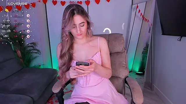 Snapshot of helen_ramsay chatting on February 14, 2026, 3:45 pm helen ramsay online show from February 14, 2026, 3:45 pm