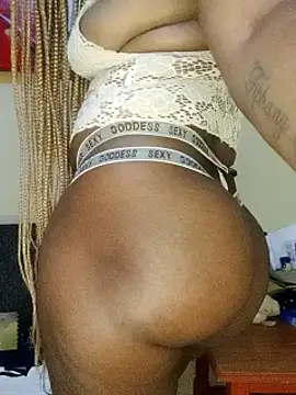 Mayah19 online show from February 25, 2025, 4:57 pm