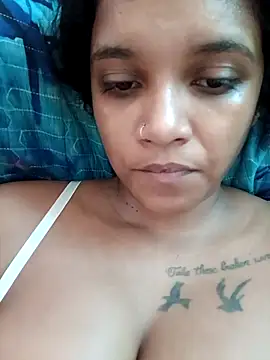 Indianqueen03 online show from March 26, 2026, 10:02 am