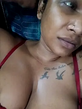 Indianqueen03 online show from March 10, 2026, 8:57 pm