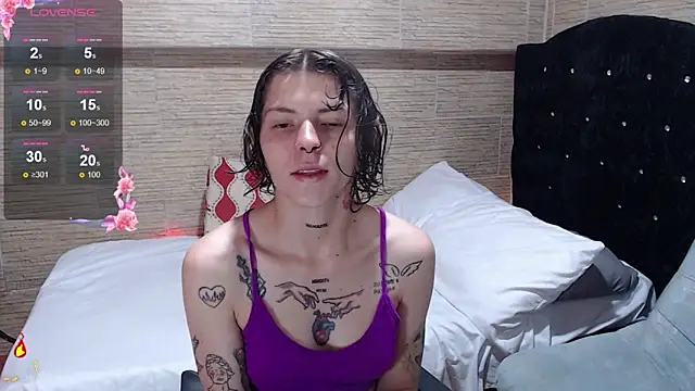 pretty cristal69 online show from November 16, 2025, 12:10 pm